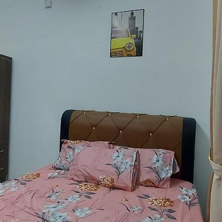 Myrol Homestay Kulim Esterno foto