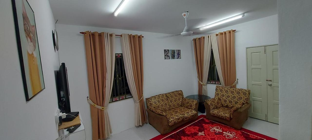 Myrol Homestay Kulim Esterno foto